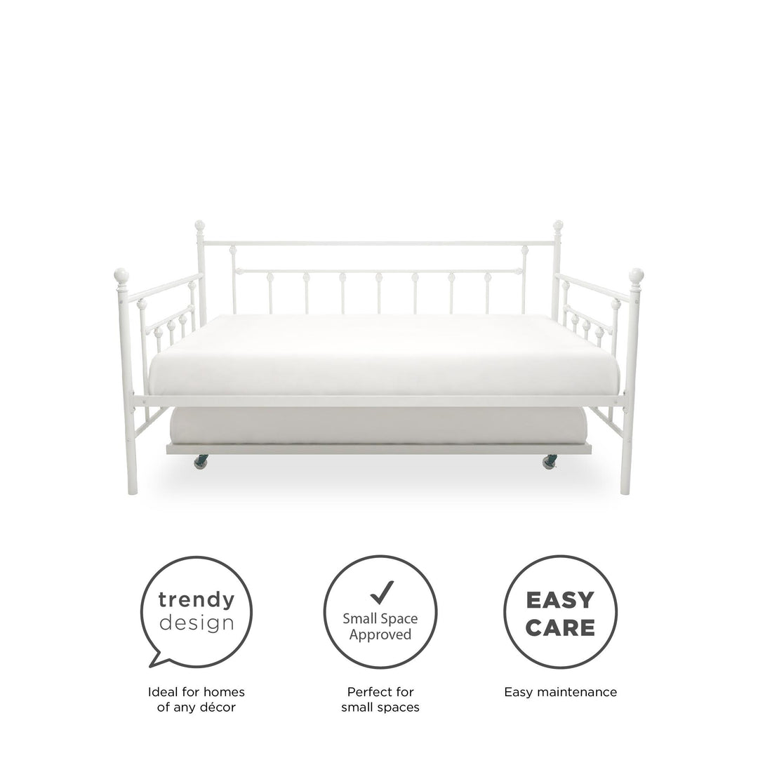 Manila Metal Daybed and Trundle Set with Sturdy Metal Frame and Slats - White - Full