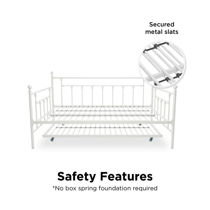 Manila Metal Daybed and Trundle Set with Sturdy Metal Frame and Slats - White - Full