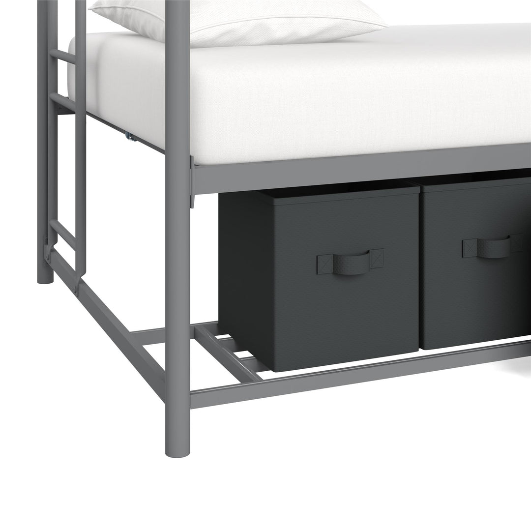Sleek twin-over-twin Travis design -  Silver 