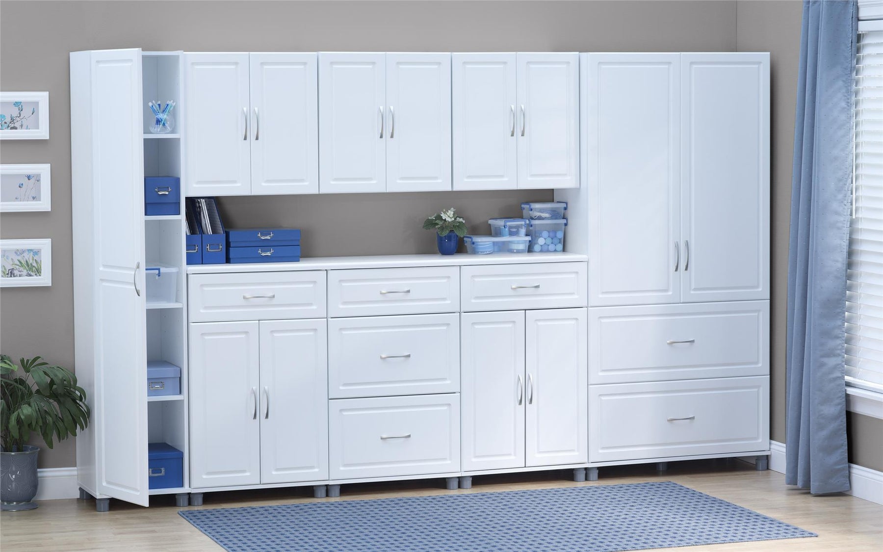 Kendall 24 Inch Base Cabinet: 3 Drawer Multipurpose Storage