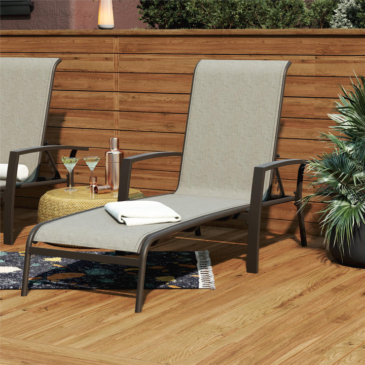 Set of 2 aluminum chaise lounges for poolside relaxation -  Brown