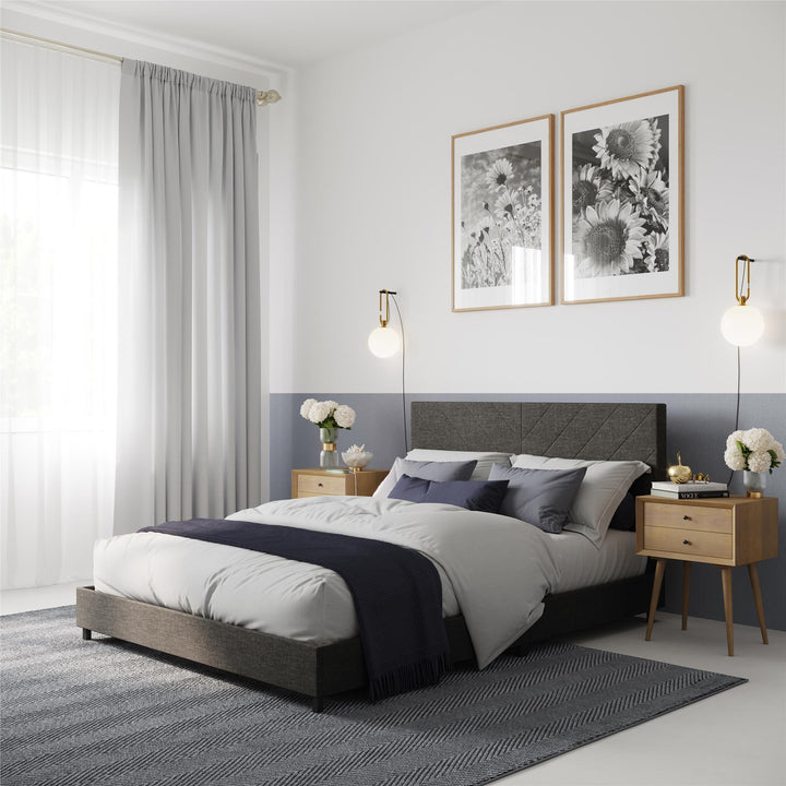 Paxson Upholstered Bed with USB Port and Wood Slats - Gray - Queen