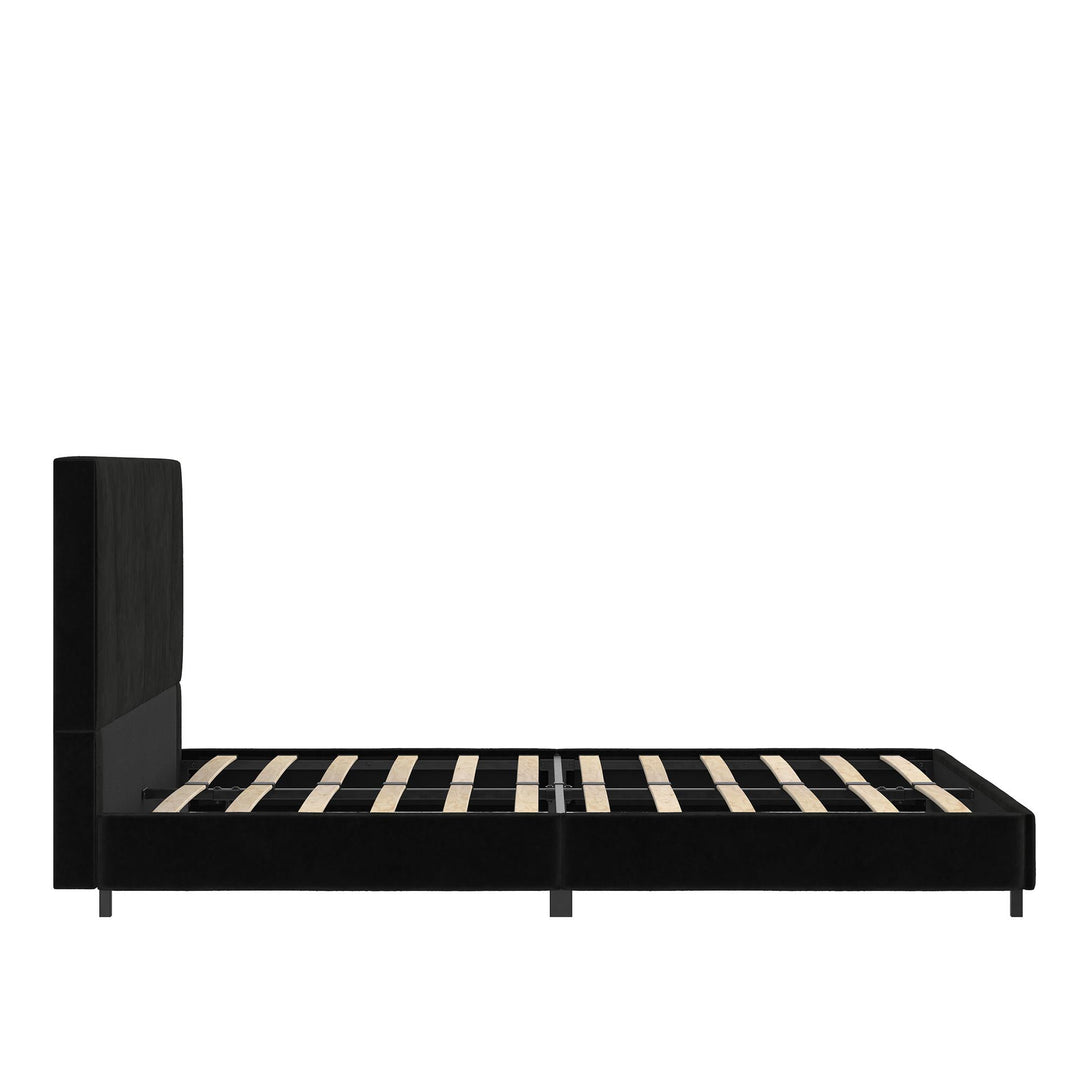 tufted upholstered bed - Black - Full Size