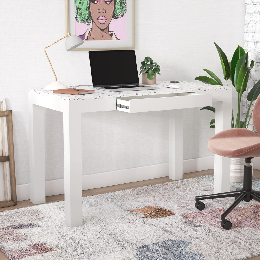 CosmoLiving by Cosmopolitan Astor Desk w/ Wireless Charger - White