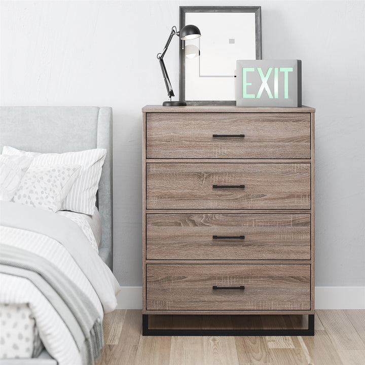 4 Drawer Dresser - Distressed Gray Oak