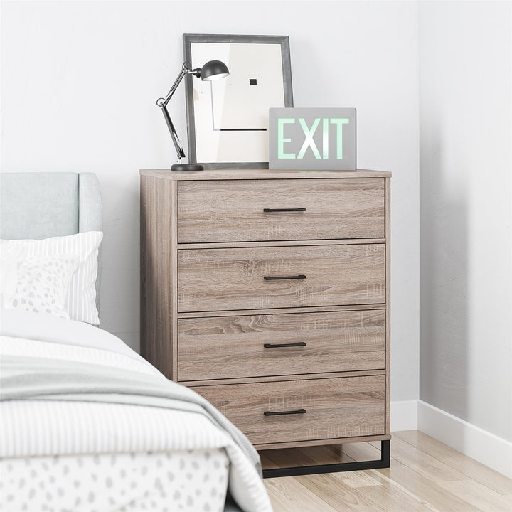 4 Drawer Dresser - Distressed Gray Oak
