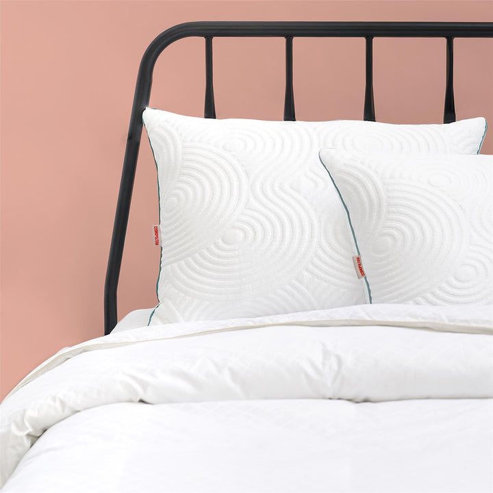 Supportive bed pillow - King Size