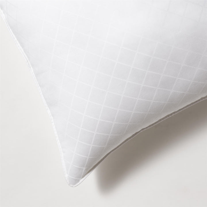 Plush and comfortable pillow - Standard Size