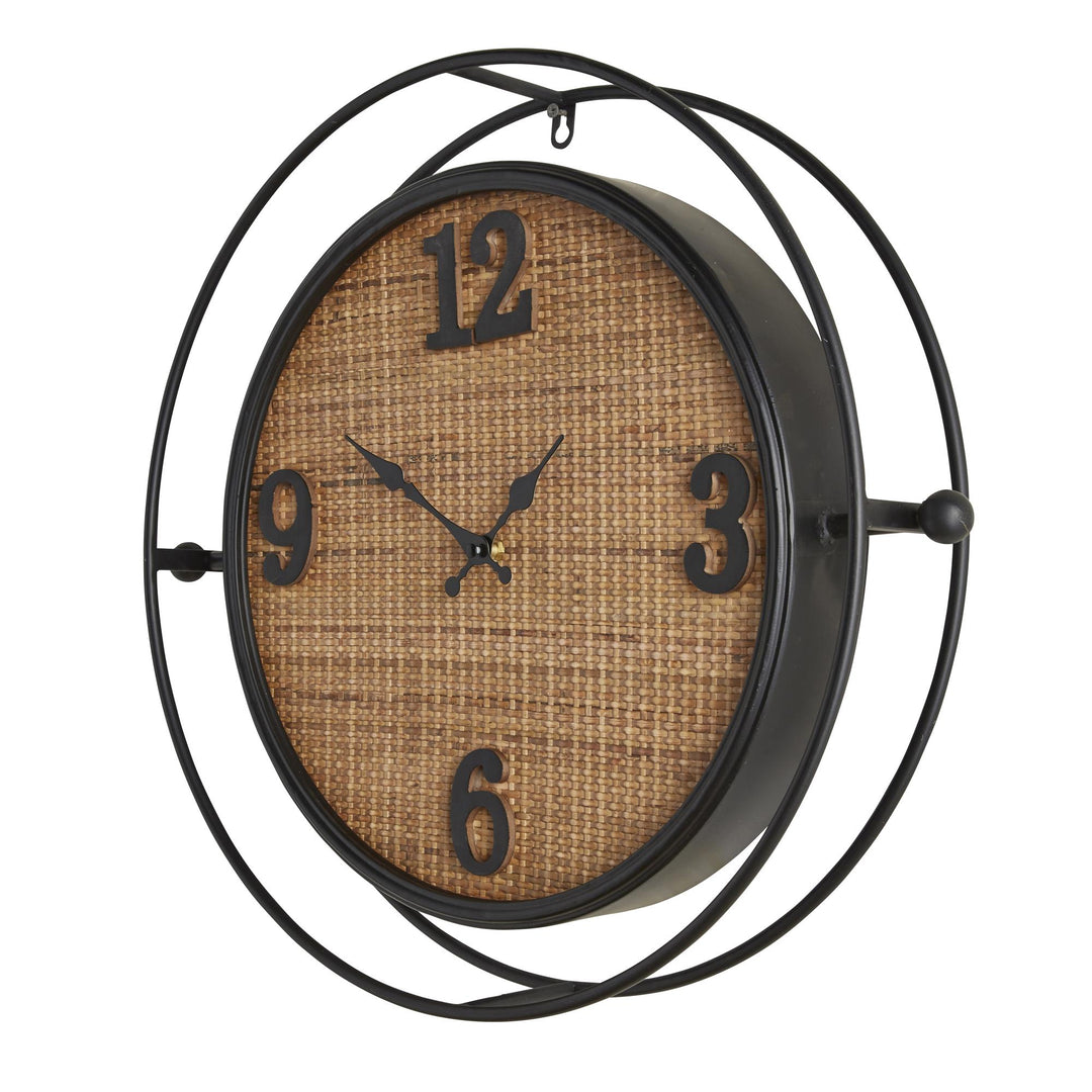 Decorative wall clock featuring rattan - Beige