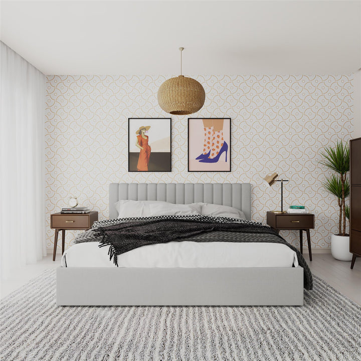 Comfortable upholstered bed with storage -  Light Gray 