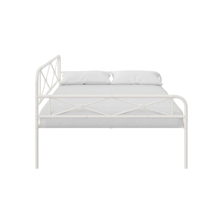 Allysa Metal Daybed with Steel Frame - White - Full