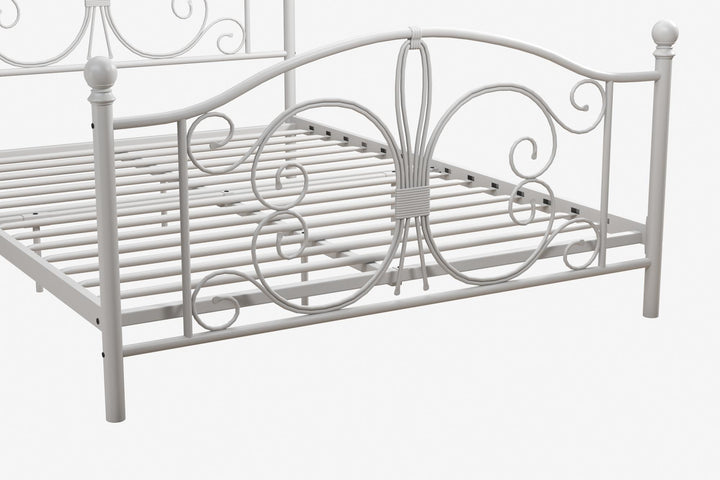 Bombay Victorian Style Metal Bed -  White  -  Full