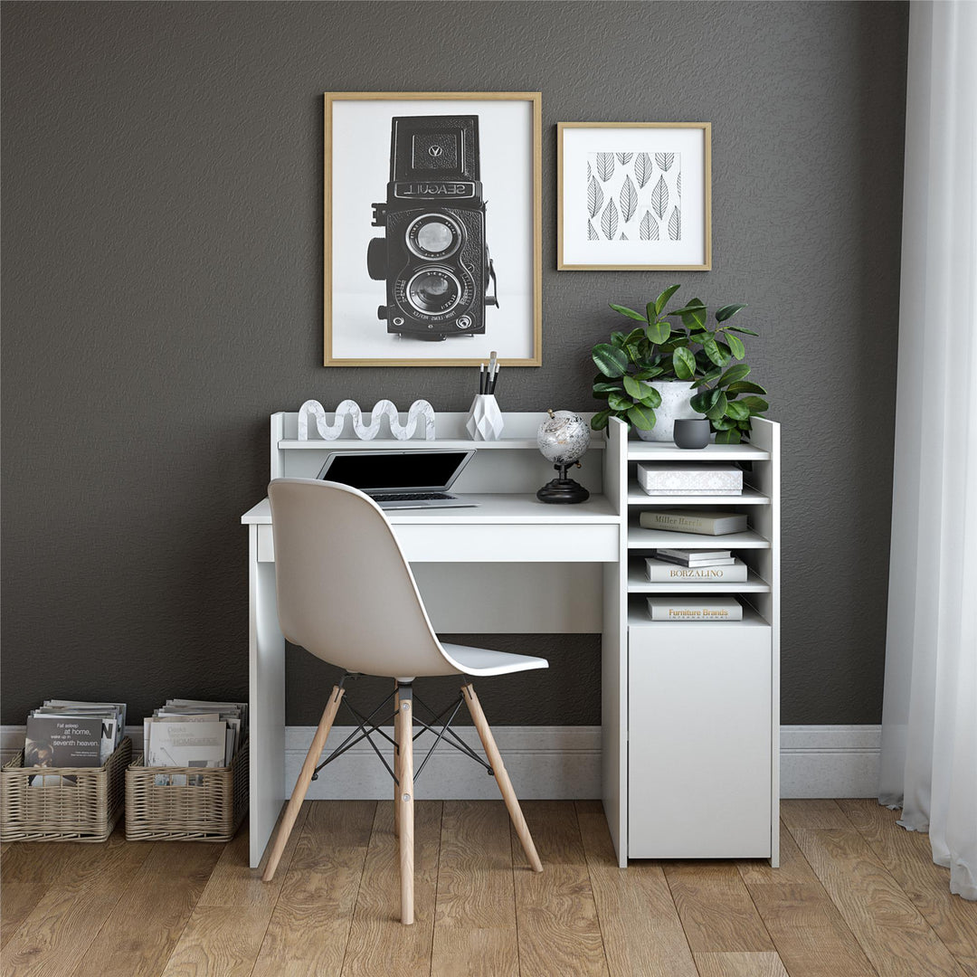 Craft desk with storage shelves -  White