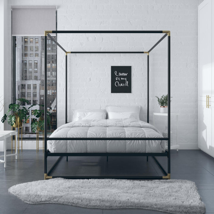 Elegant gold electroplated canopy bed -  Black 