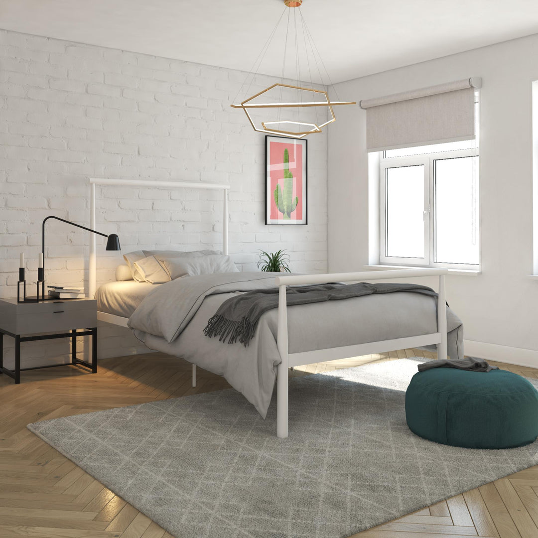 Contemporary Design Metal Bed - White - Twin