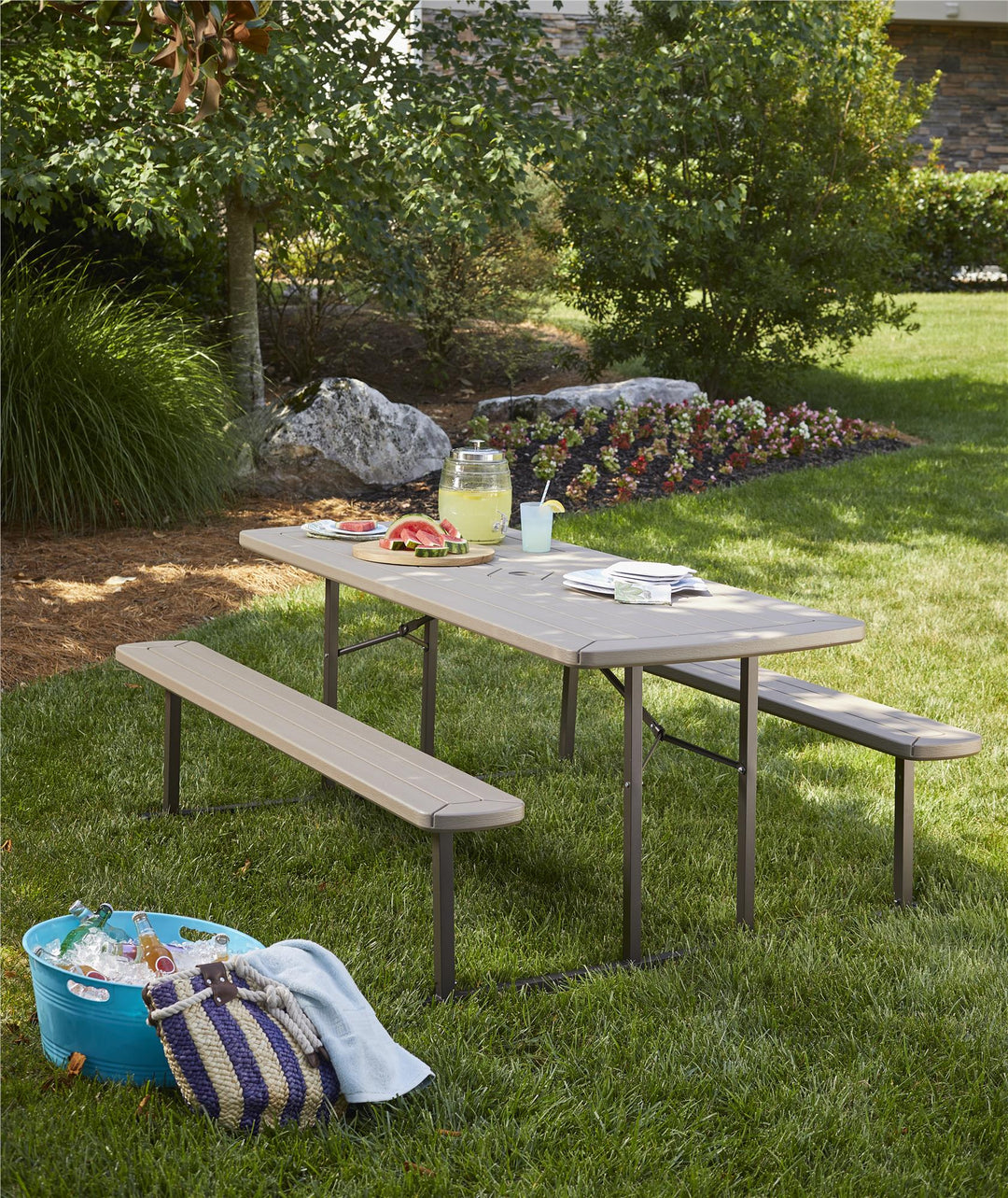 6 ft foldable backyard table - Taupe