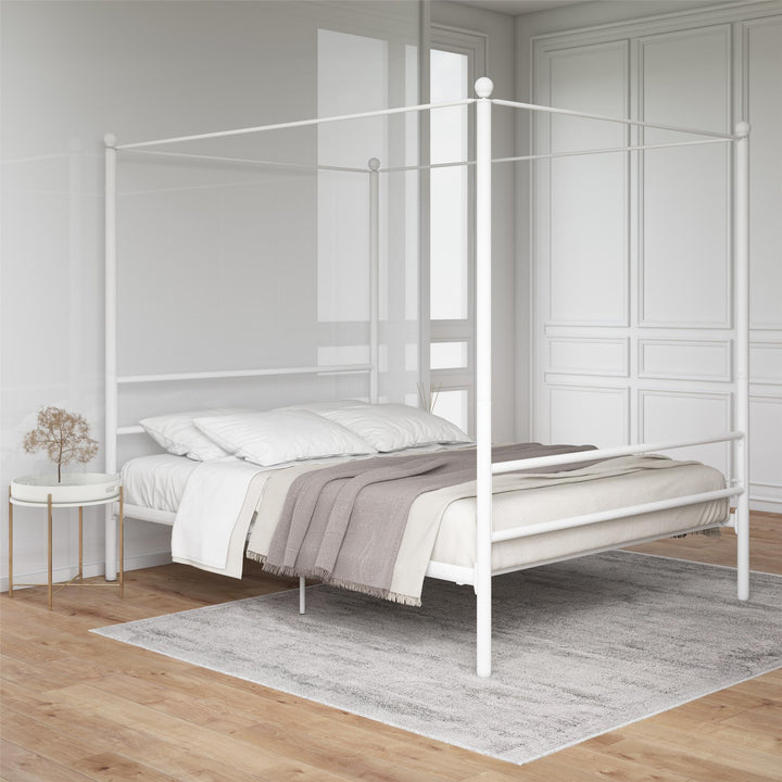 Stylish metal bed - White - Queen